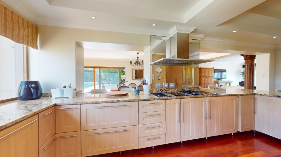 6 Bedroom Property for Sale in Walmer Heights Eastern Cape